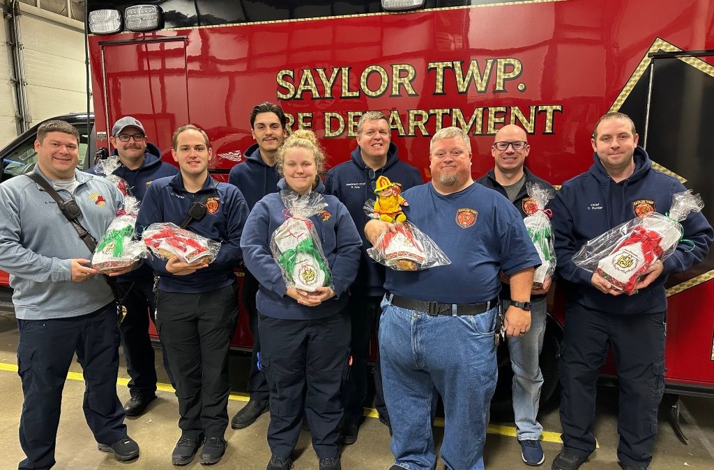 Dinner and Gifts to Saylor Fire