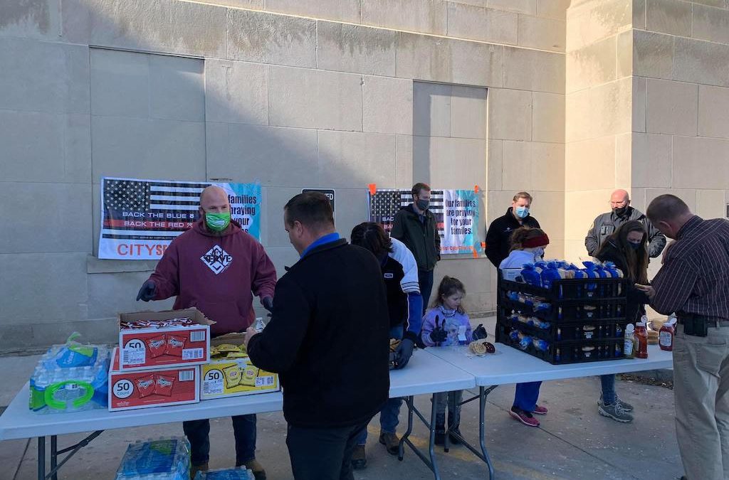 City Serve volunteers had the privilege to provide lunch for the DMPD