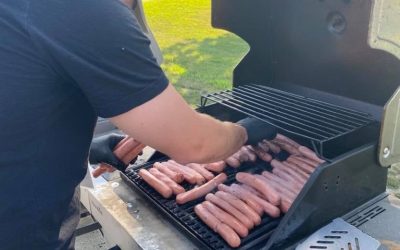 Carver Elementary School City Serve Team ‘cook out’ for more than 80 school staff and their families