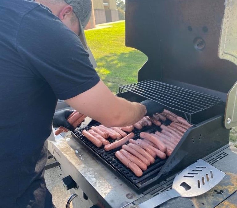 Carver Elementary School City Serve Team ‘cook out’ for more than 80 school staff and their families