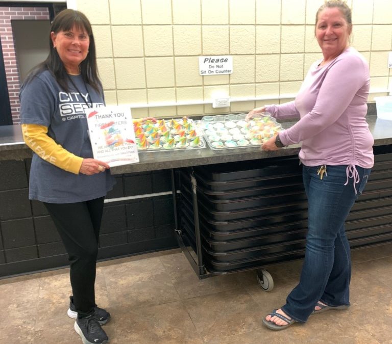 City Serve visits Saylor Fire and brings KFC and dessert